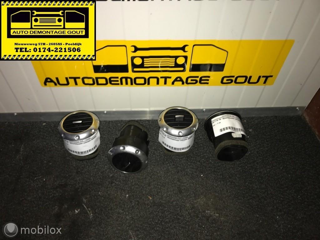 Audi TT 8N ('98-'06)Ventilatierooster Luchtrooster 8N0820901, Audi, Gebruikt, Audi, Ophalen of Verzenden