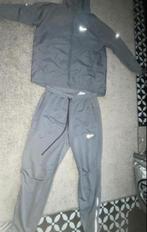 Nike trainingspak grijs, Overige maten, Ophalen of Verzenden, Grijs, Gedragen