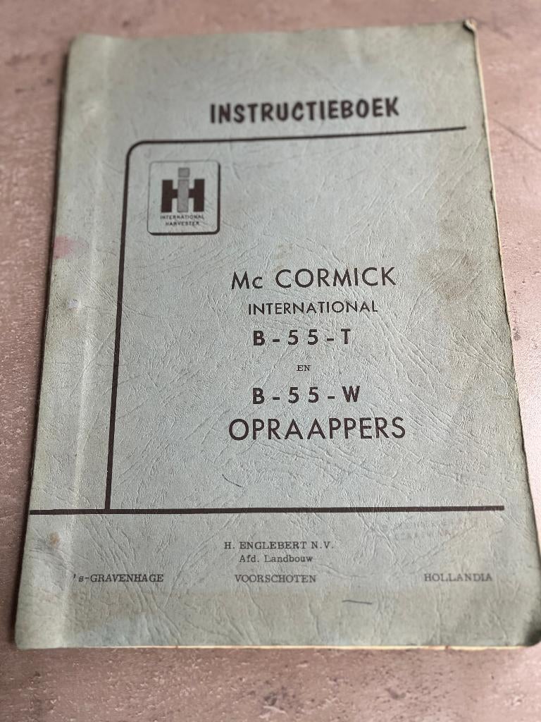 Mc Cormick international B-45 Pickup Baler., Verzenden, Gelezen, Onbekend