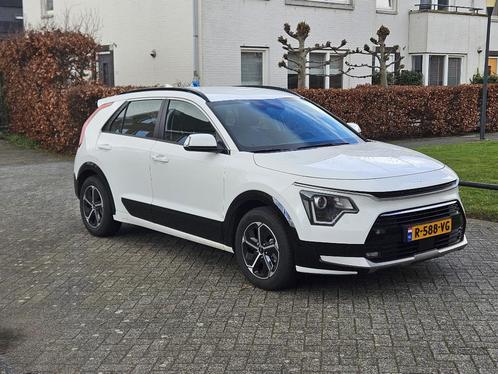 Kia Niro 1.6 GDi Hybrid 141pk Dct6 2022 Wit /slechts 7563km, Auto's, Kia, Particulier, Niro, ABS, Achteruitrijcamera, Adaptive Cruise Control
