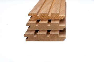 Thermisch Ayous plank triple profiel 25 x 143 beschikbaar voor biedingen