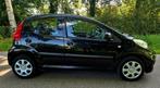 Peugeot 107 1.0-12V XS . Airco . 5 deurs . El. Ramen . Cpv, Voorwielaandrijving, Euro 5, Stof, Zwart