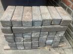 Gebruikte grijs-blauwe klinkers (30 stuks), Tuin en Terras, Tegels en Klinkers, Ophalen, Gebruikt, Klinkers, Minder dan 5 m²