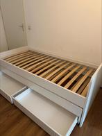 SLÄKT Bedframe met onderbed en opberger, wit, 90x200 cm, Huis en Inrichting, Ophalen, Perfect voor als je weinig ruimte hebt en ideaal voor sleepovers