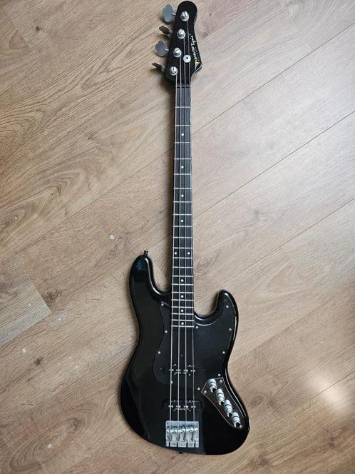 Catalyst Tigris graphite Actieve  Jazz Bass met Audere voorv, Muziek en Instrumenten, Snaarinstrumenten | Gitaren | Bas, Gebruikt