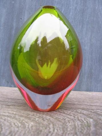 VAAS ORREFORS ZWEDEN ERIKA LAGERBIELKE beschikbaar voor biedingen