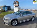 Volkswagen Passat 2015 * SEDAN * 2.0 TDI R - LINE * EURO 6 *, Auto's, Volkswagen, Voorwielaandrijving, 730 kg, Gebruikt, Euro 6