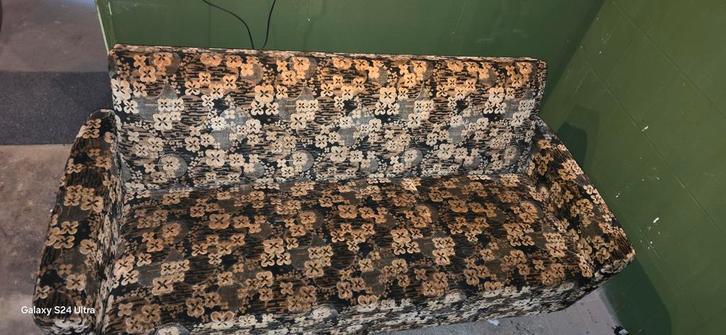 Vintage 3-persoons slaapbankje met opbergruimte, Huis en Inrichting, Banken | Bankstellen, Gebruikt, Tweepersoons, Minder dan 150 cm