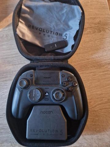 Nacon revolution 5 pro controller beschikbaar voor biedingen