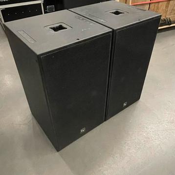Electro Voice RX218 subs met RCF 18P300 drivers beschikbaar voor biedingen
