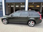 Volvo V50 2.5 T5 AWD Summum AUTOMAAT. 221 PK (bj 2006), Auto's, Automaat, Gebruikt, 700 kg, 2521 cc