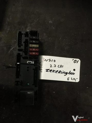 Mb w210 2.7cdi 2001 Zekeringkast beschikbaar voor biedingen