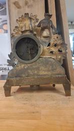 Antieke Franse Pendule met Bronzen Beeld, Antiek en Kunst, Antiek | Klokken, Ophalen of Verzenden