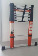 Batavia telescoopladder 2.37 m nooit gebruikt, Doe-het-zelf en Verbouw, Ladders en Trappen, Ophalen, Zo goed als nieuw, Ladder