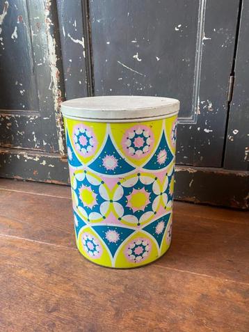 Vintage XXL Tomado Caleidoscope blik beschikbaar voor biedingen