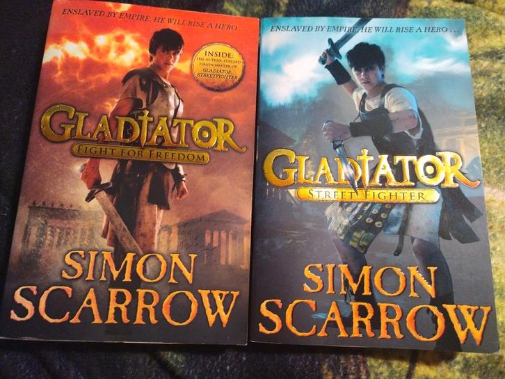 Gladiator 1&2, Boeken, Taal | Engels, Zo goed als nieuw, Ophalen of Verzenden
