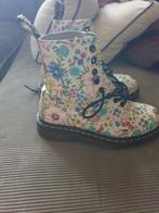 Mooie dr martens, Kleding | Dames, Schoenen, Schoenen met lage hakken, Wit, Ophalen of Verzenden, Dr. Martens