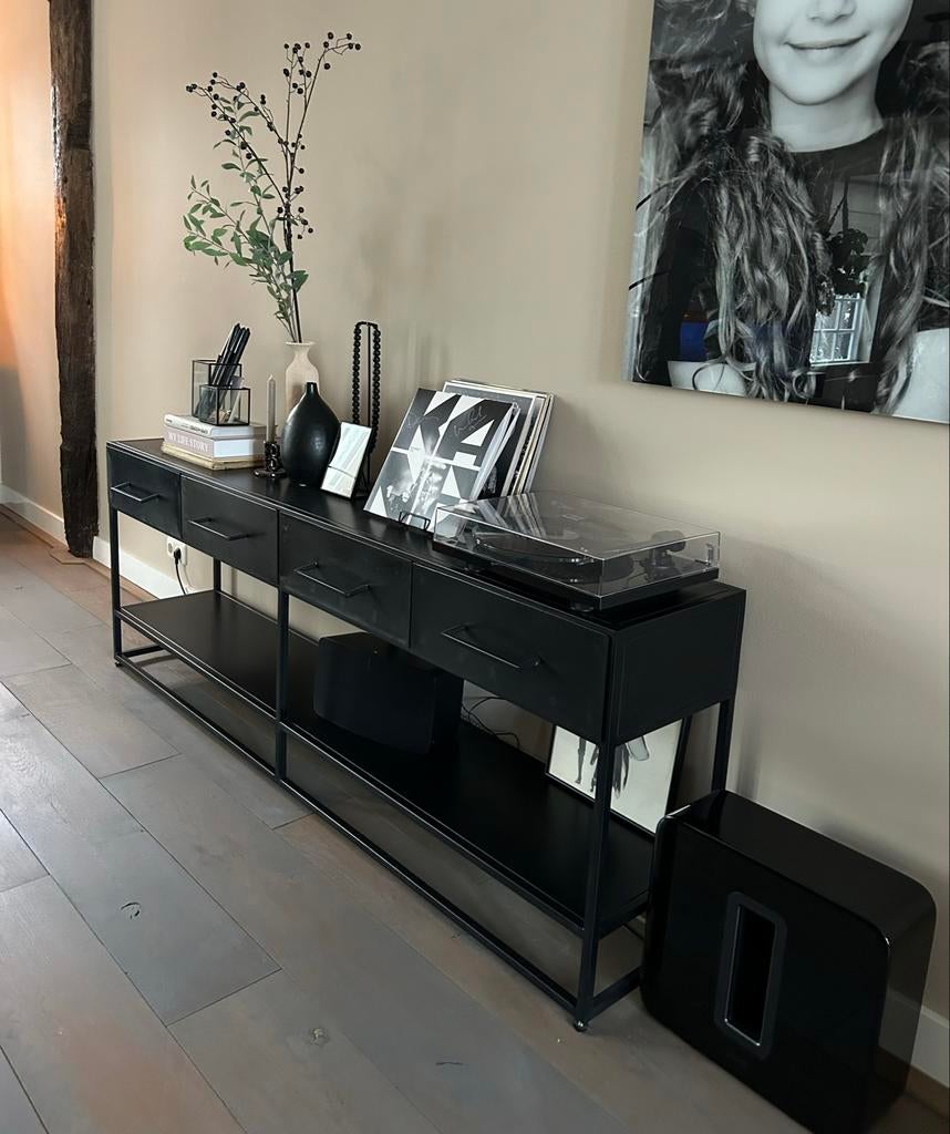 Strak metalen dressoir, Ophalen, Gebruikt, 150 tot 200 cm, Metaal