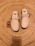 Dr. Martens Klompen - Nieuw!, Ophalen of Verzenden, Nieuw, Beige, Sandalen of Muiltjes