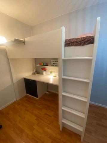 Hoogslaper met Bureau, Kast & Nachtschapje beschikbaar voor biedingen