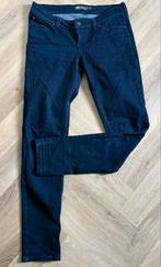 Levi’s spijkerbroek maat 29 zgan, Ophalen of Verzenden, Zo goed als nieuw, Blauw, W28 - W29 (confectie 36)