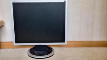monitor  Samsung beschikbaar voor biedingen