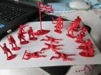 18  vintage rode plastic figuren,soldaten Engelse vlag, Verzamelen, Poppetjes en Figuurtjes, Ophalen, Gebruikt