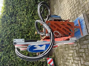 Verschillende werktuigen en aanbouwdelen ! beschikbaar voor biedingen