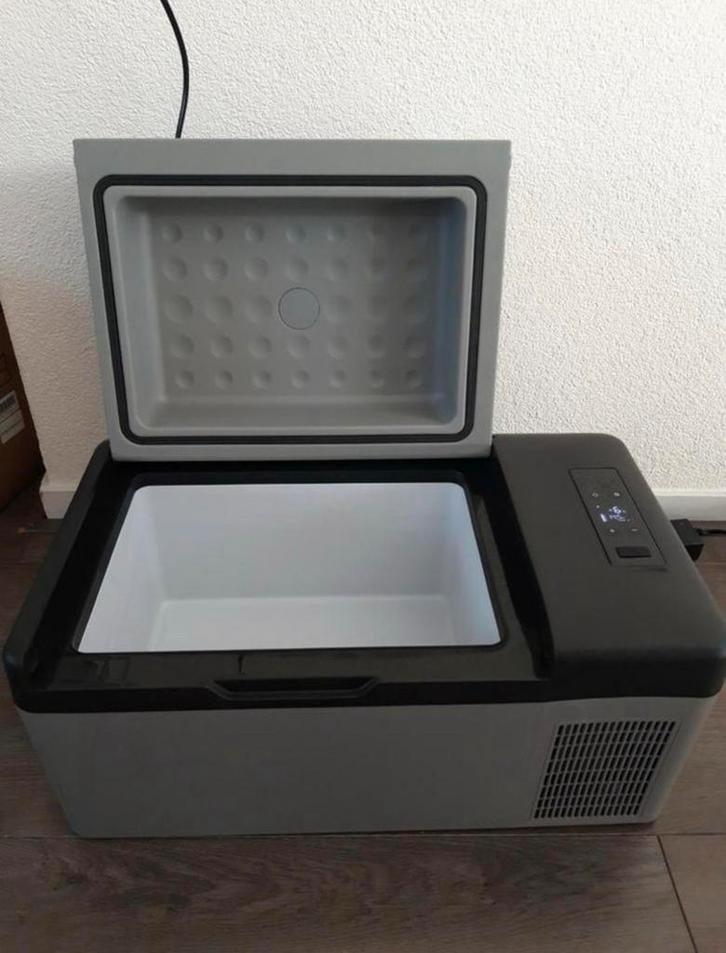 digitaal koelbox 12v/24v met Bluetooth, Caravans en Kamperen, Koelboxen, Zo goed als nieuw, Elektrisch, Ophalen of Verzenden