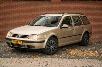 Volkswagen Golf 2.0 variant airco trekhaak winter/zomerwiele beschikbaar voor biedingen