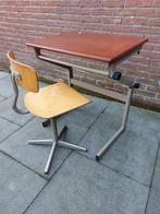 stoel, tafel vintage (schoolstoeltjes, tekentafel), Ophalen, Gebruikt, Metaal, Vintage