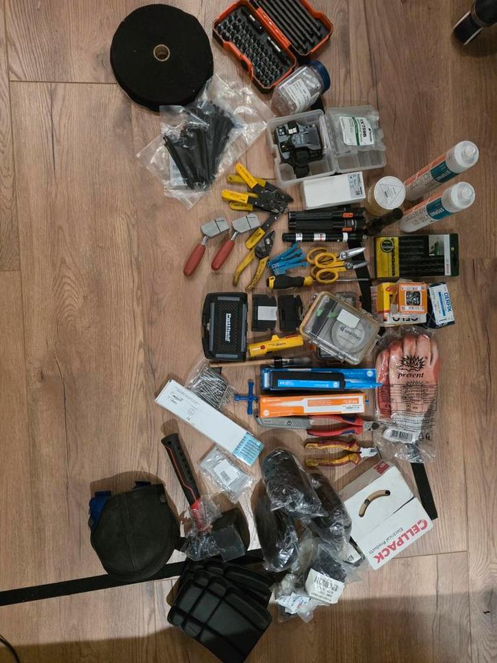 Glasvezel gereedschap en diversen., Doe-het-zelf en Verbouw, Gereedschap | Boormachines, Boormachine, Ophalen of Verzenden