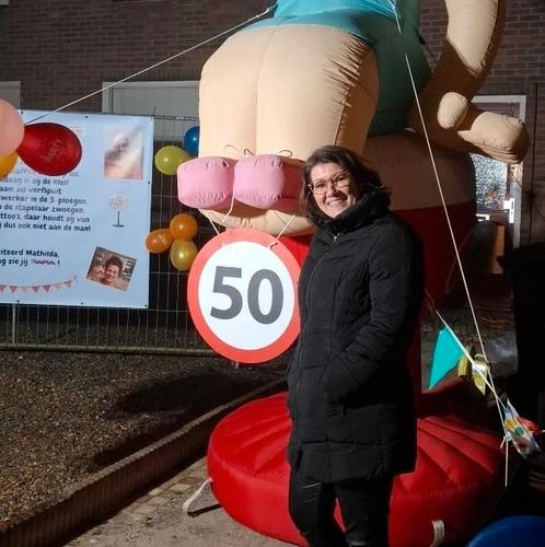 Sarah en Abraham te huur, Hobby en Vrije tijd, Feestartikelen | Verhuur, Zo goed als nieuw, Abraham of Sarah, Ophalen
