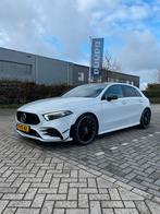 Mercedes-Benz A-Klasse A220 , A45 pakket, full option, 65 €/maand, Stoelmassage, Zwart, Wit