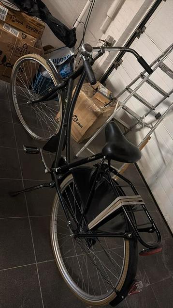 Fiets te koop voor jongens en meisjes beschikbaar voor biedingen