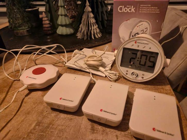 Bellman & Symfon alarm klok visit model BE1580 incl doos, Witgoed en Apparatuur, Wekkers, Zo goed als nieuw, Digitaal, Ophalen of Verzenden