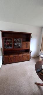 Kersenhouten wandmeubel. Vintage, Huis en Inrichting, Kasten | Wandmeubels, Ophalen, Gebruikt, 200 cm of meer, Met deur(en)
