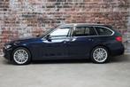 BMW 3 Serie Touring 320i xDrive High Executive Luxury Line A, Auto's, BMW, Te koop, Benzine, Gebruikt, 750 kg