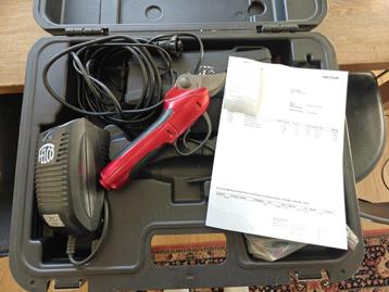 Felco F810 elektrische snoeischaar beschikbaar voor biedingen