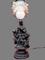 Vintage lamp van vrouw met 2 kindjes, Ophalen