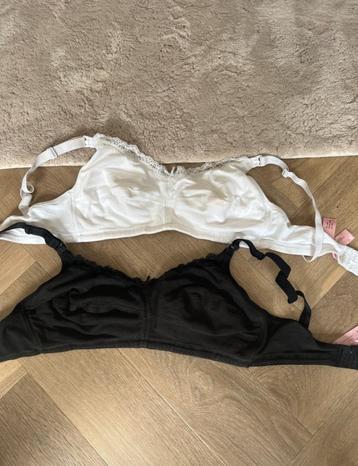 2 borstvoeding Bh’s hunkemoller beschikbaar voor biedingen