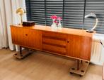 Prachtig groot Vintage dressoir teak, Huis en Inrichting, Kasten | Dressoirs, Ophalen, Met deur(en), Zo goed als nieuw, 200 cm of meer