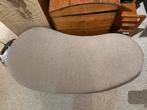 Mooie poef / bijzetbank, Ophalen of Verzenden, Zo goed als nieuw, Beige, Overige typen