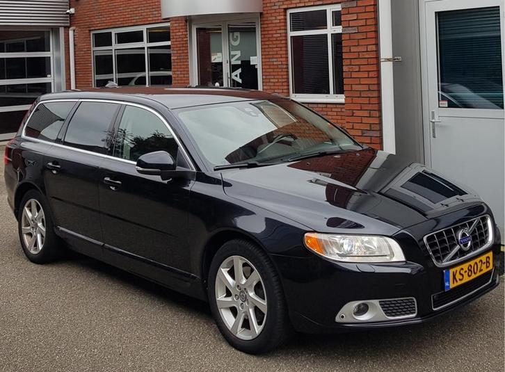 Volvo V70 2.5T Aut Cng Navi Trekhaak Xenon Leder (bj 2012), Auto's, Volvo, Te koop, V70, ABS, Airbags, Airconditioning, Bluetooth