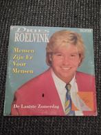 CD - Dries Roelvink Mensen zijn er voor mensen, Cd's en Dvd's, 6 singles of meer, Ophalen of Verzenden, Zo goed als nieuw, Nederlandstalig