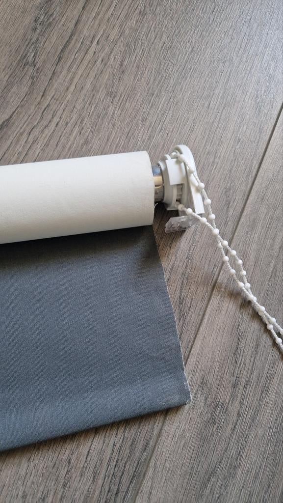 Grijze Rolgordijn verduisterd 98 cm breed x 160 lang, Huis en Inrichting, Gebruikt, 100 tot 150 cm, 50 tot 100 cm, Ophalen of Verzenden