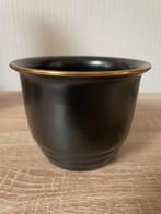 Zwarte bloempot met gouden randafwerking, Overige materialen, Gebruikt, Rond, Binnen