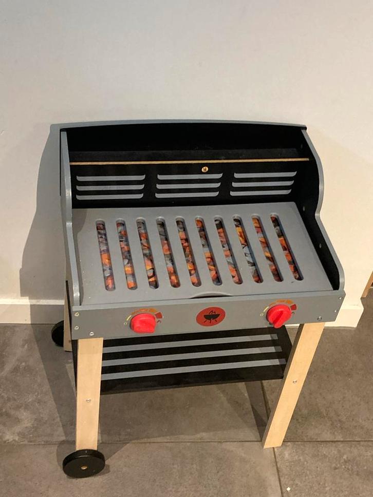 Houten speel BBQ met Accessoires, Kinderen en Baby's, Speelgoed | Speelkeukens, Zo goed als nieuw, Speelkeuken, Hout, Ophalen