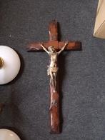 Houten Kruisbeeld met Christusfiguur, Antiek en Kunst, Ophalen of Verzenden