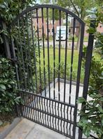 Mooi ijzeren poortje incl palen, Ophalen, Gebruikt, IJzer, Tuinhek
